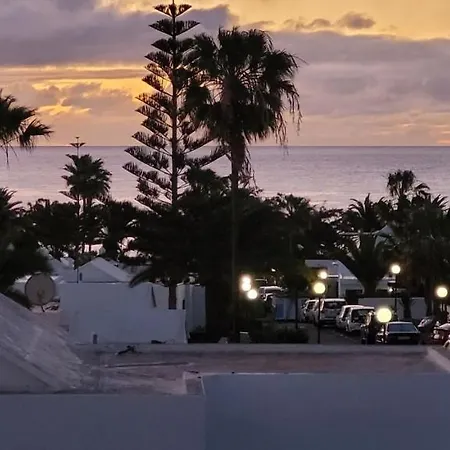 Casahost Bastian Boutique I Seaview Apartment Costa Teguise