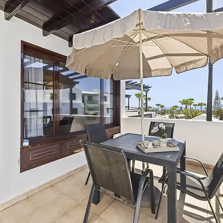 Casahost Bastian Boutique I Seaview Apartment Costa Teguise